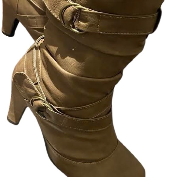 👢Leather Wide Calf Scrunched Belted Twisted X Boots - Picture 8 of 13